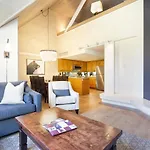 Powder\'S Edge By Latour Hotels And Resorts